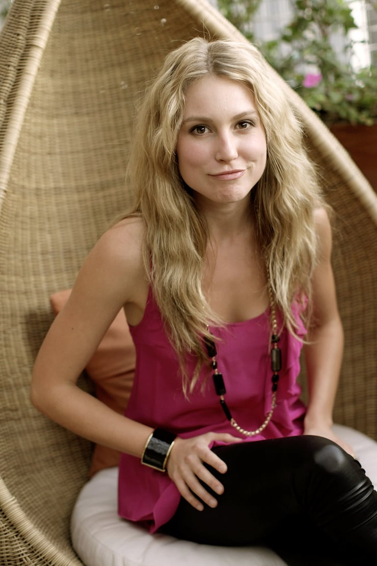 Sarah Carter