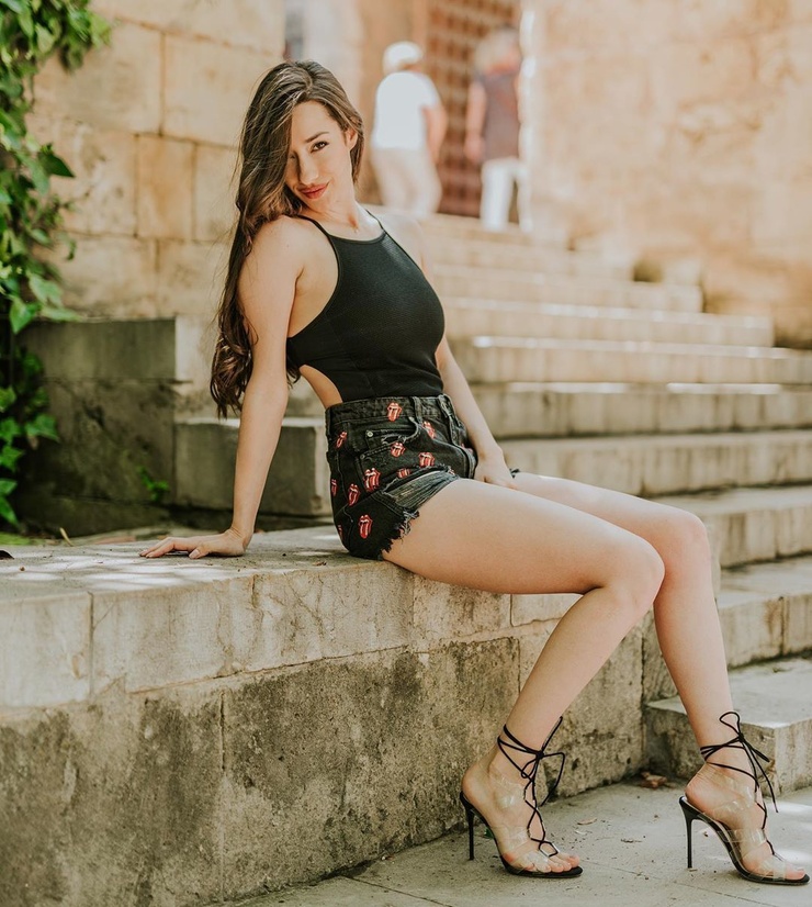 Adara Molinero Adara Molinero