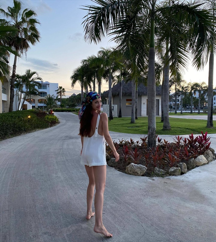 Adara Molinero