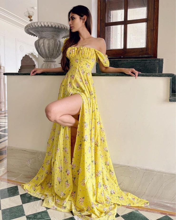 Mouni Roy