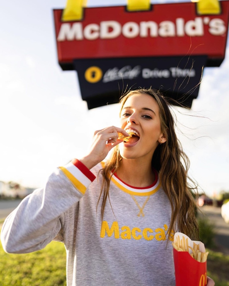 taya brooks