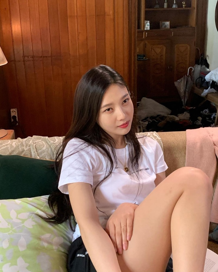 Joy (Park Soo Young)