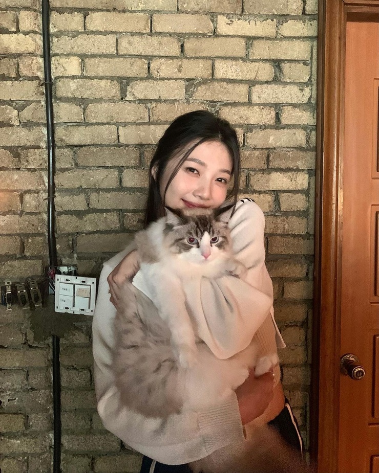 Joy (Park Soo Young)