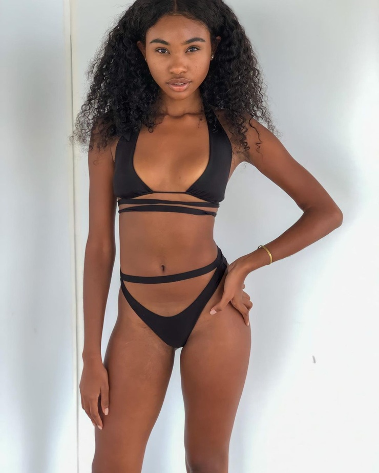 Britnee Bardot