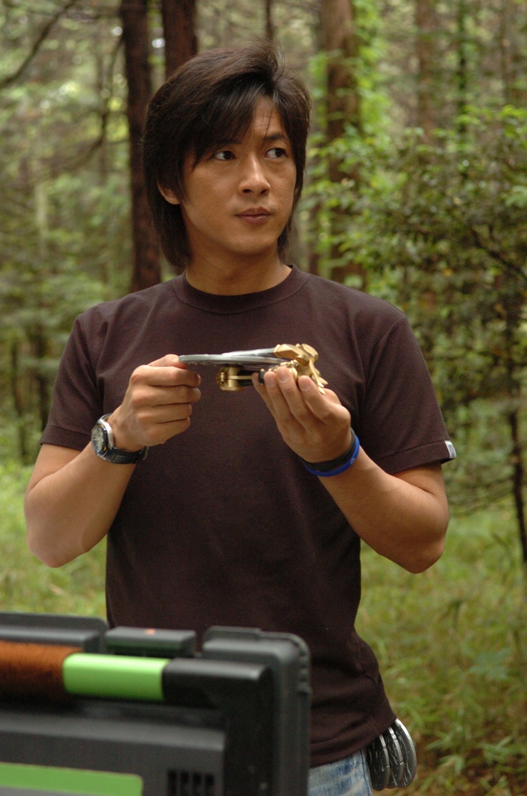 Hitoshi 