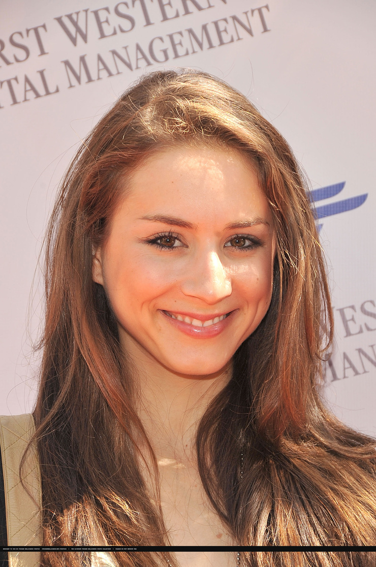 Troian Bellisario Troian Bellisario
