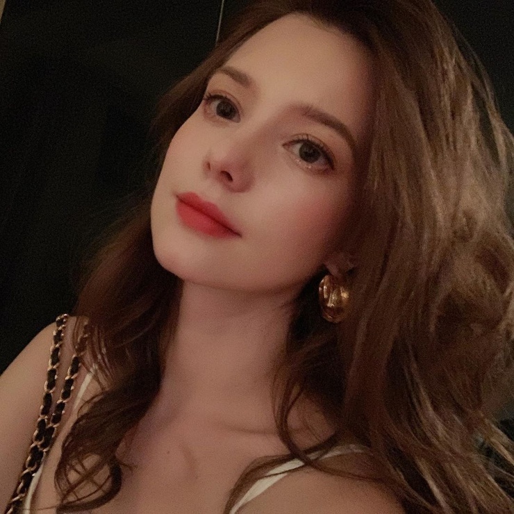 Anastasia Cebulska Anastasia Cebulska