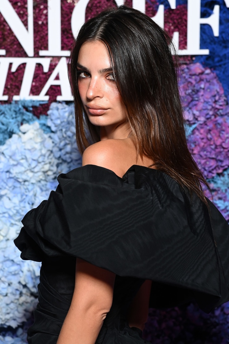 Emily Ratajkowski