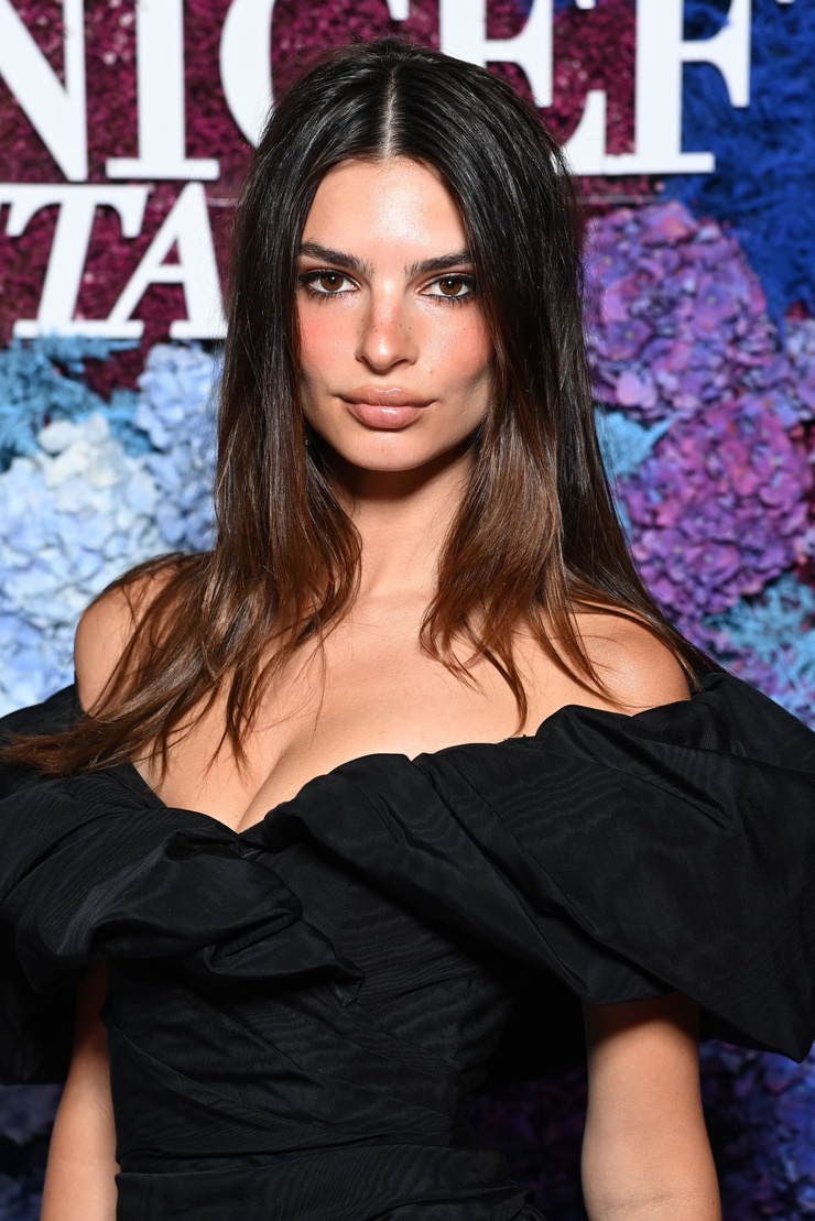 Emily Ratajkowski