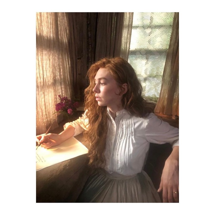 Vanessa Kirby Vanessa Kirby