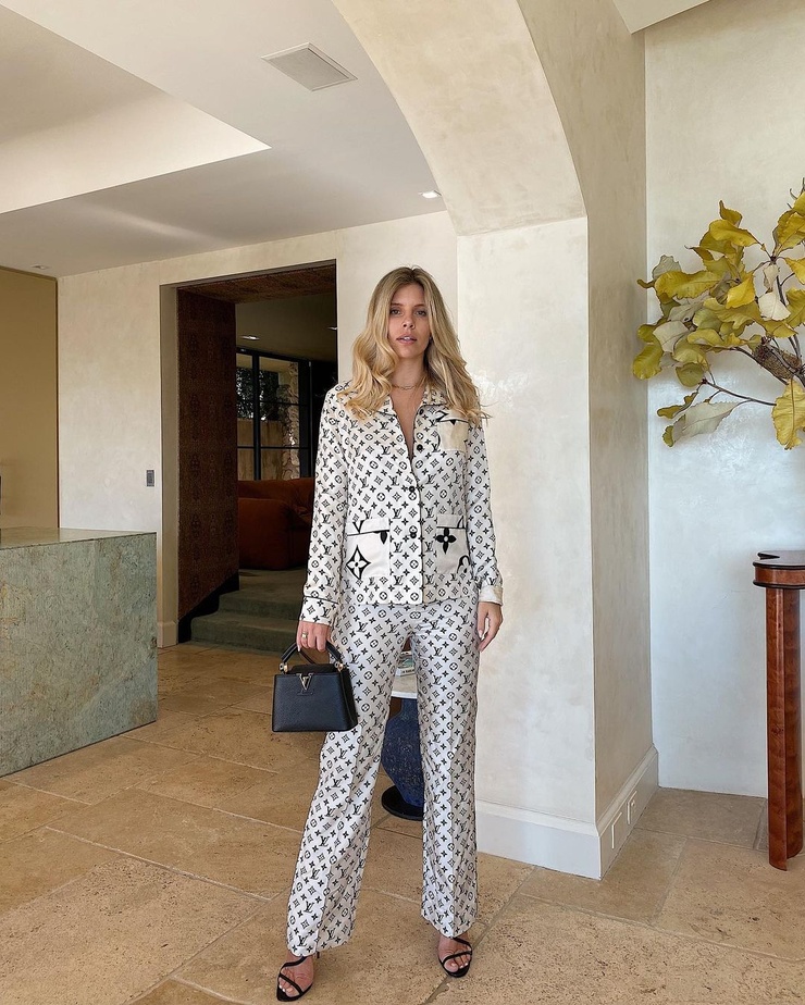 Natasha Oakley