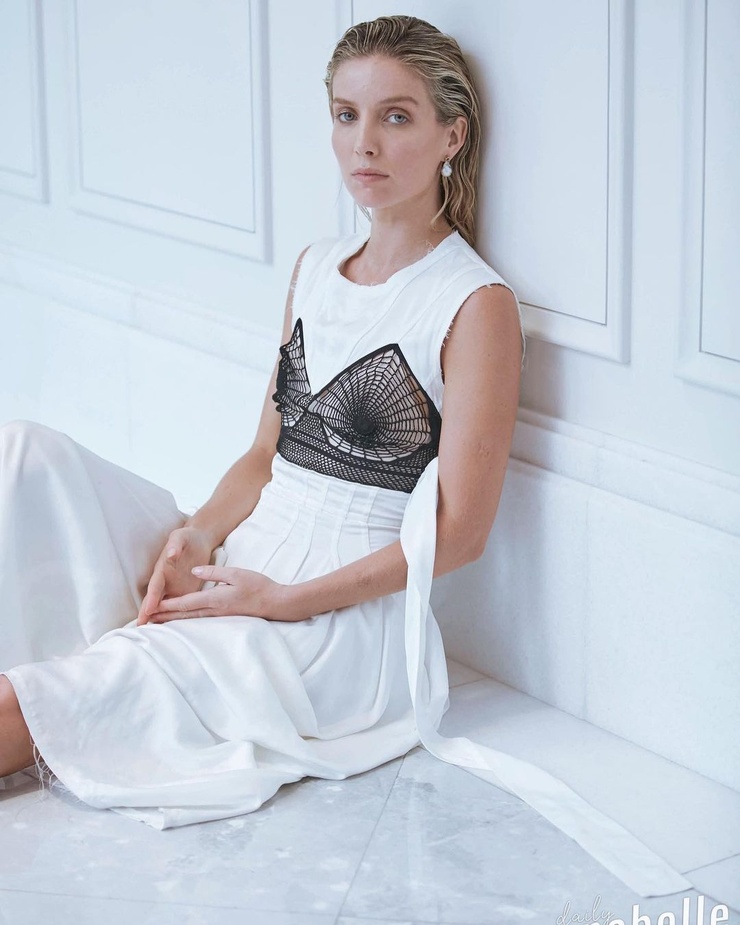 Annabelle Wallis