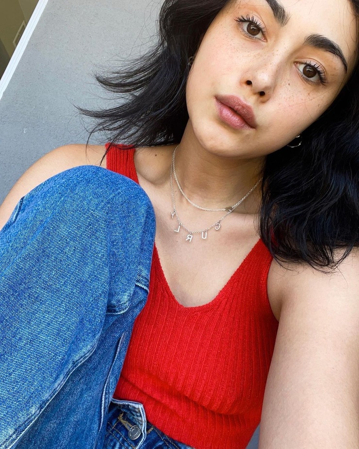 Alexa Mansour Alexa Mansour