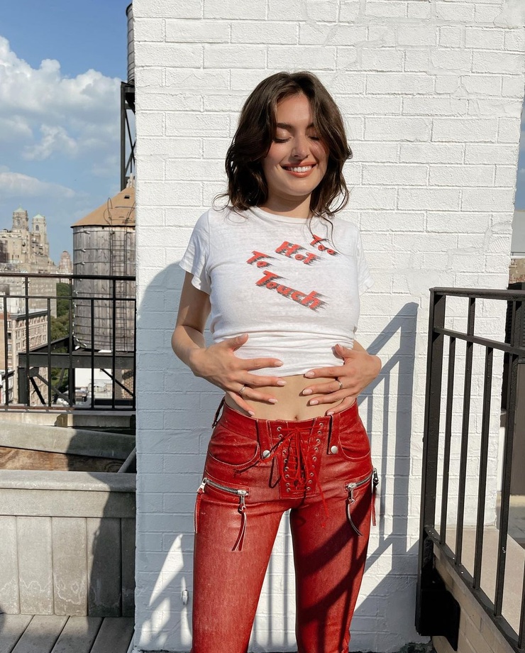 Jessica Clements Jessica Clements