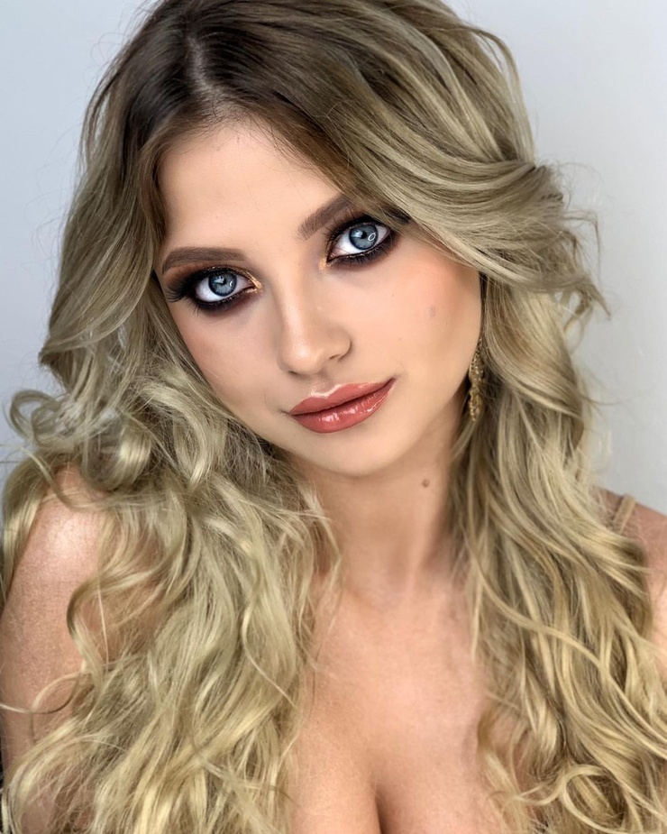 Aleksandra Bil