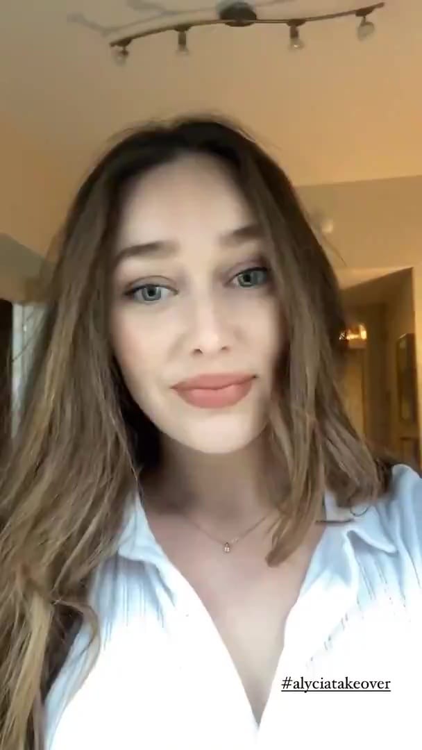 Alycia Debnam Carey