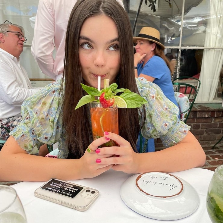 Landry Bender