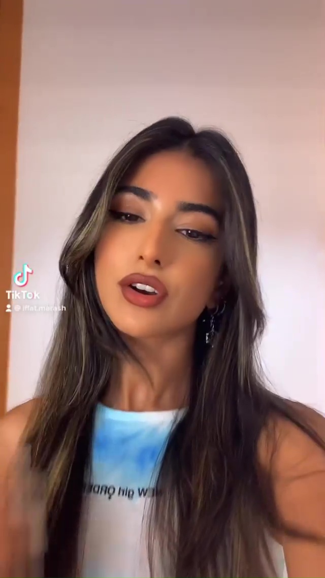 Iffat Marashi