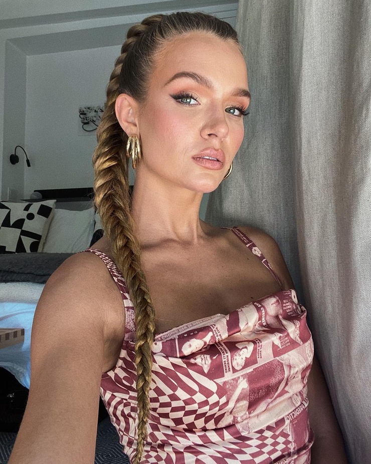 Josephine Skriver Josephine Skriver