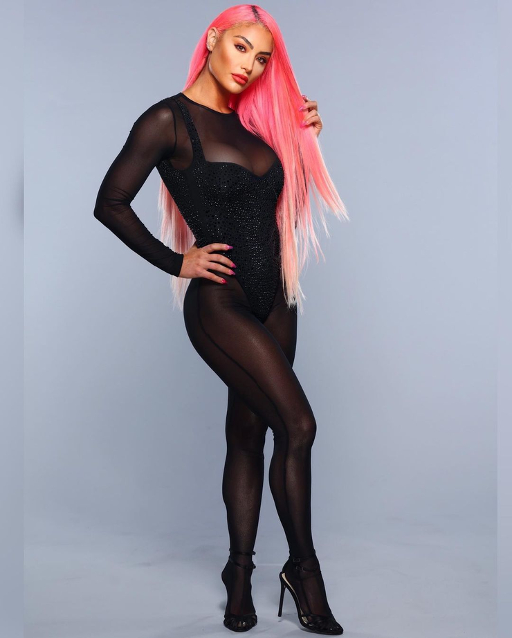Picture of Natalie Evamarie