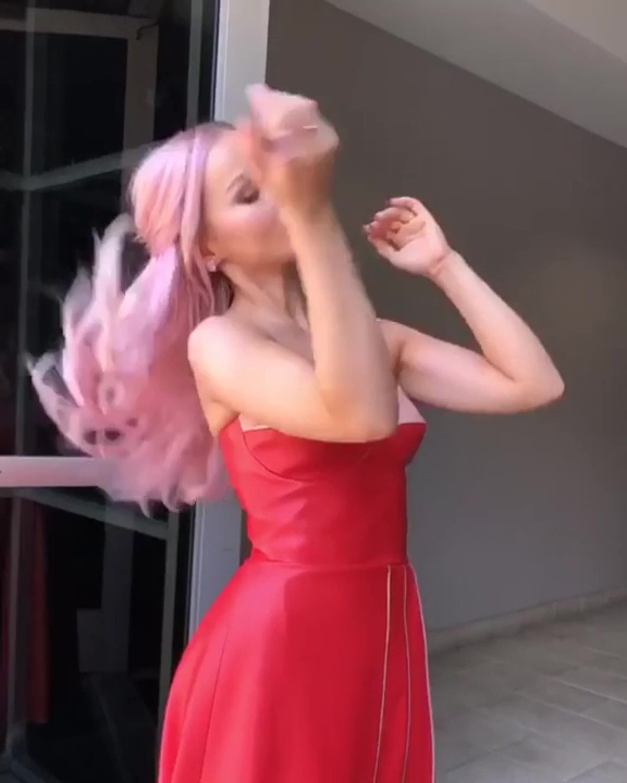 Dove Cameron