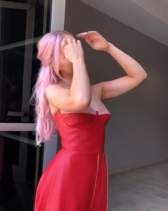 Dove Cameron