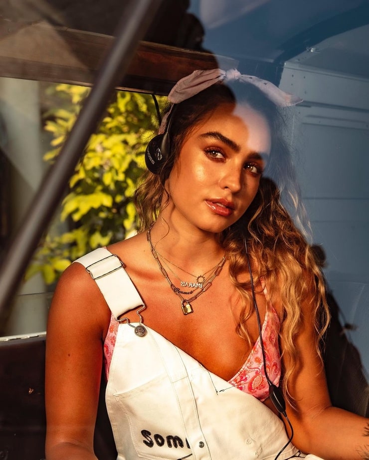 Sommer Ray picture