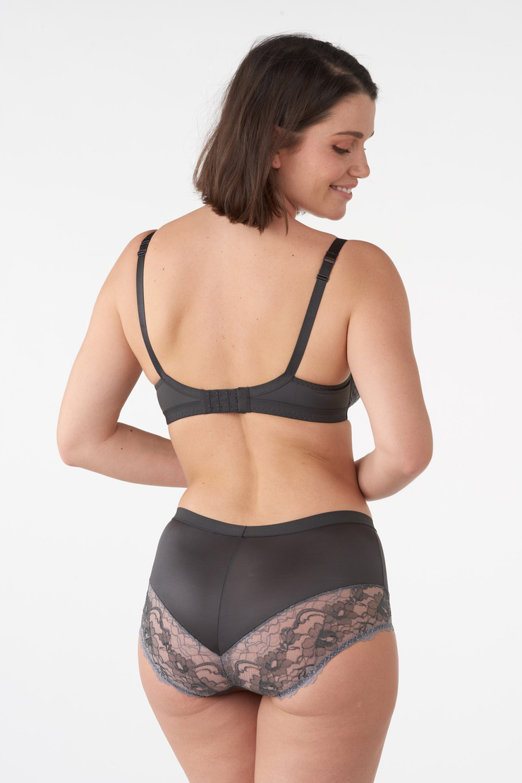 Sabrina Laport