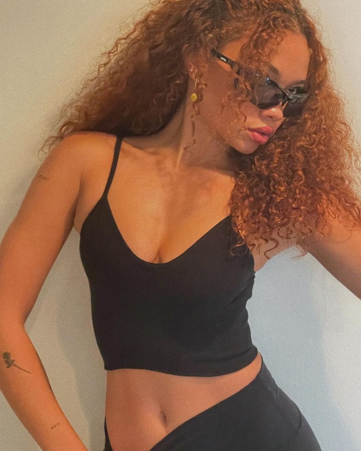 Ashley Moore (2)
