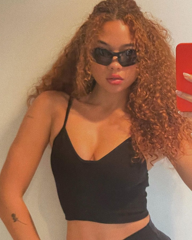 Ashley Moore (2)