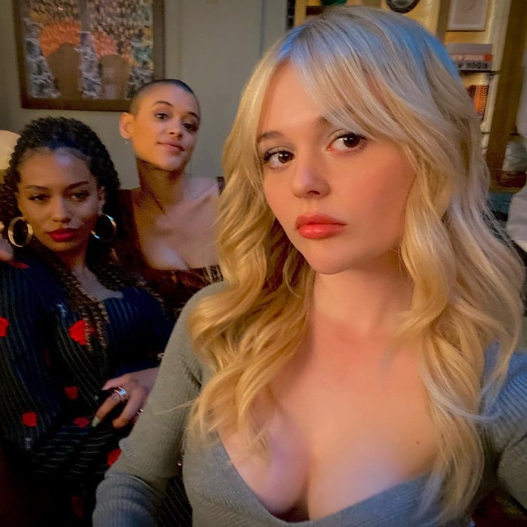 Emily Alyn Lind Emily Alyn Lind