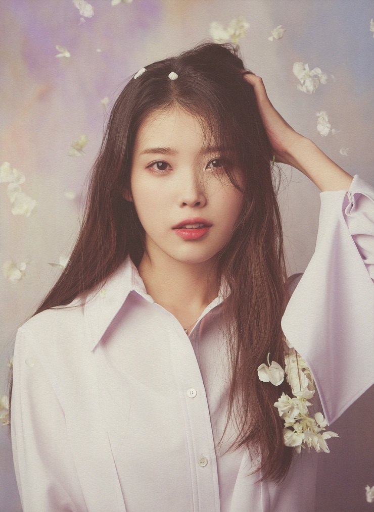 IU