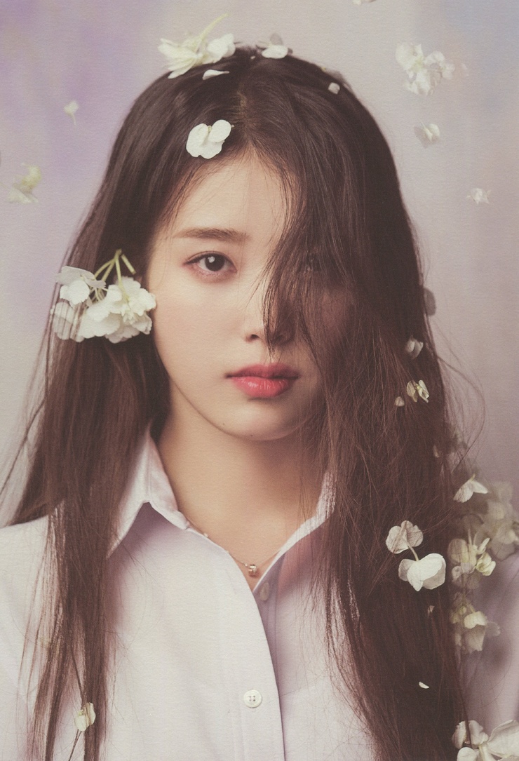 IU picture