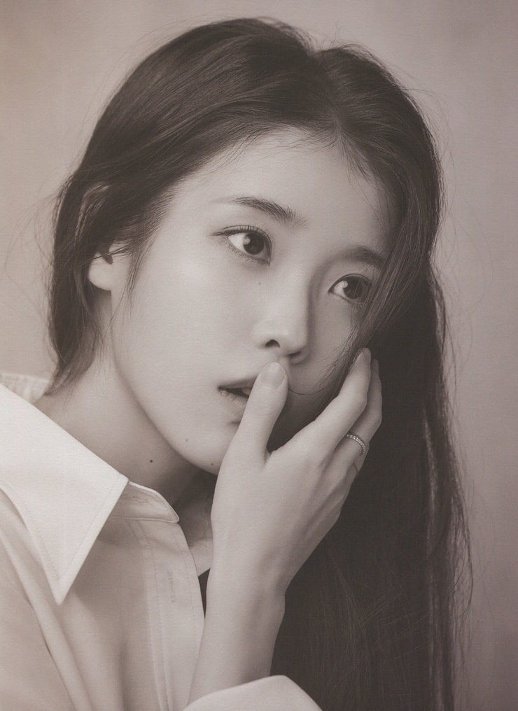 IU picture