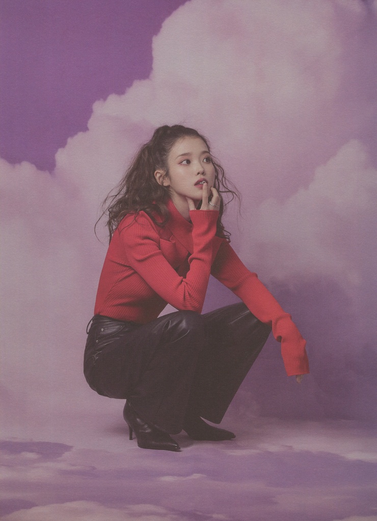 IU