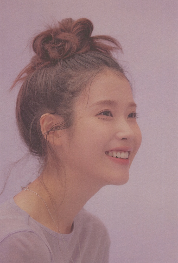 IU