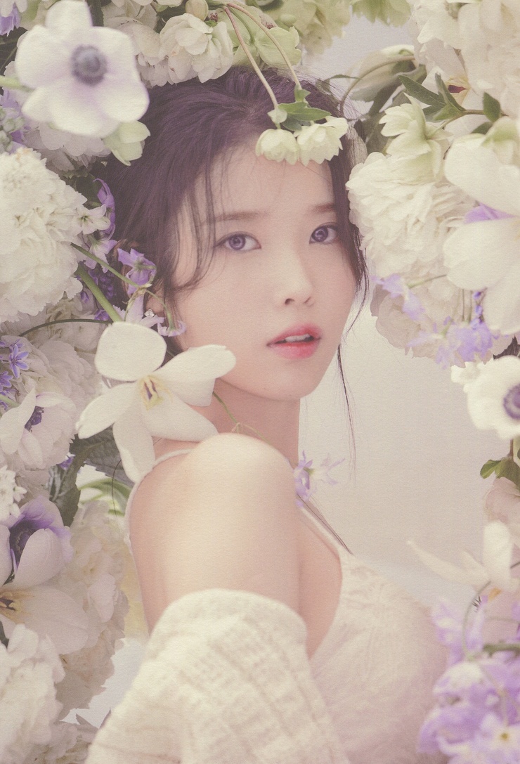 IU IU