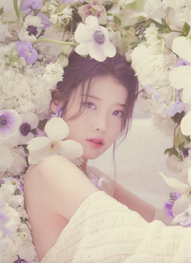 IU IU