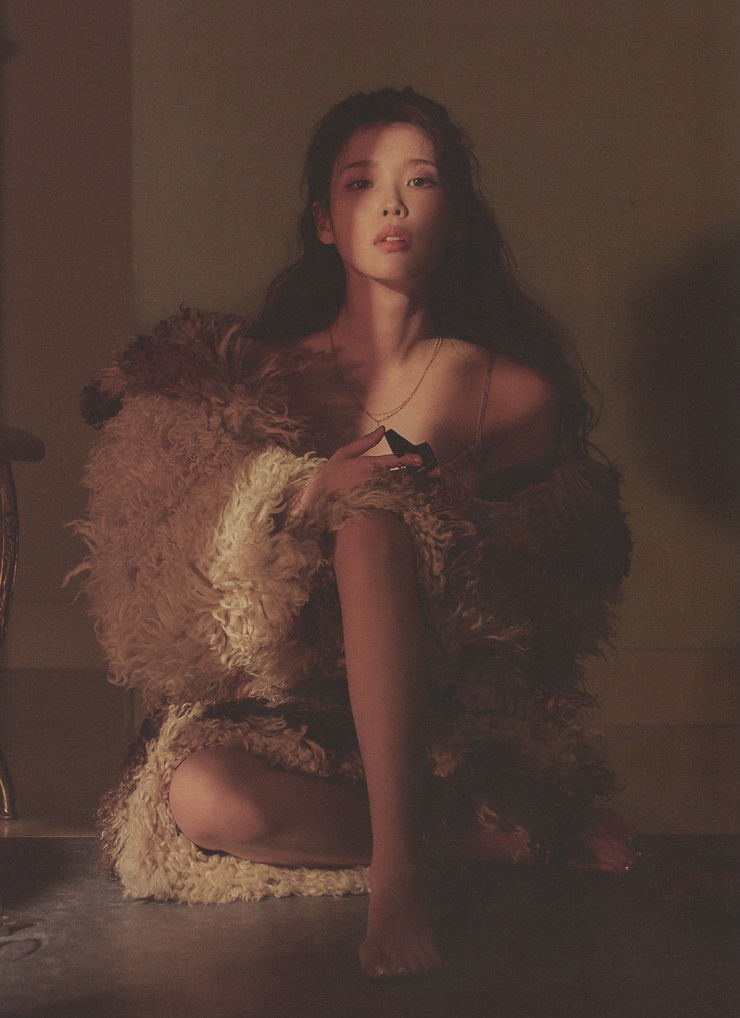 IU
