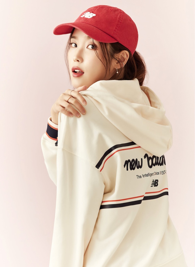 IU