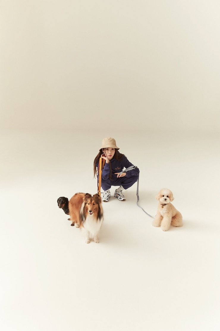 IU