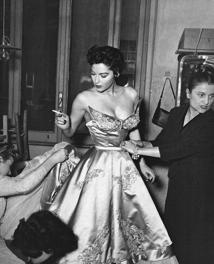 The Barefoot Contessa (1954)