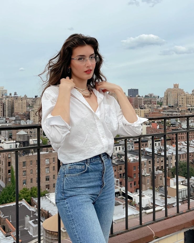 Jessica Clements