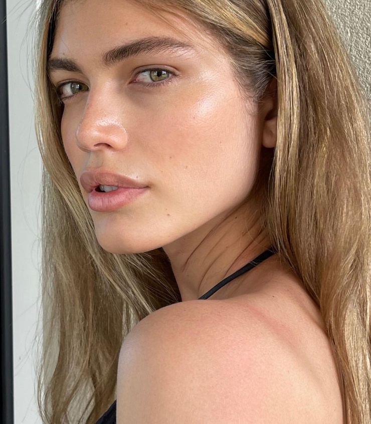 Valentina Sampaio Valentina Sampaio