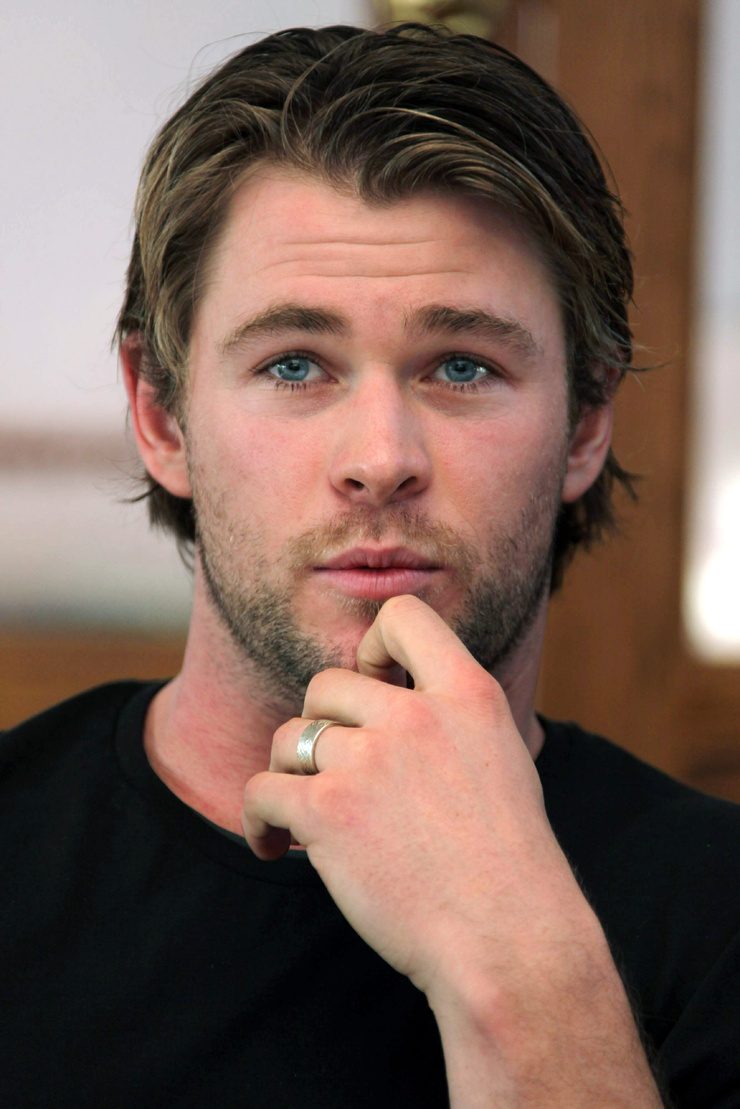Chris Hemsworth Chris Hemsworth