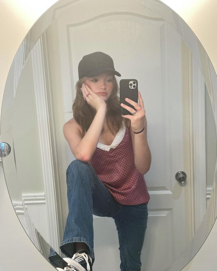 Jayden Bartels Jayden Bartels