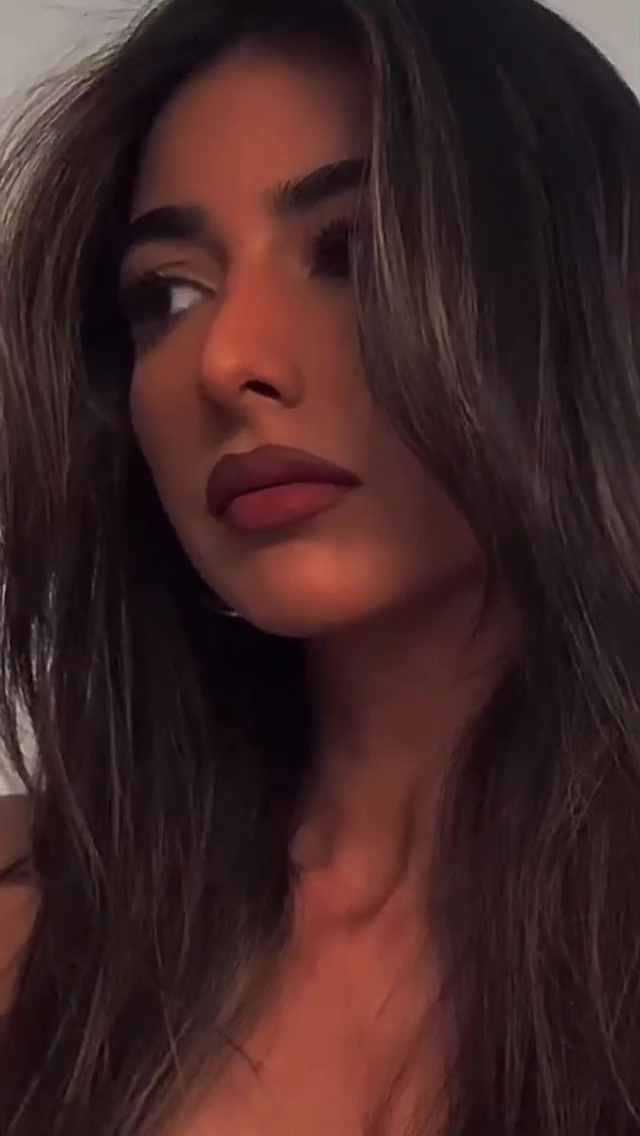 Iffat Marashi