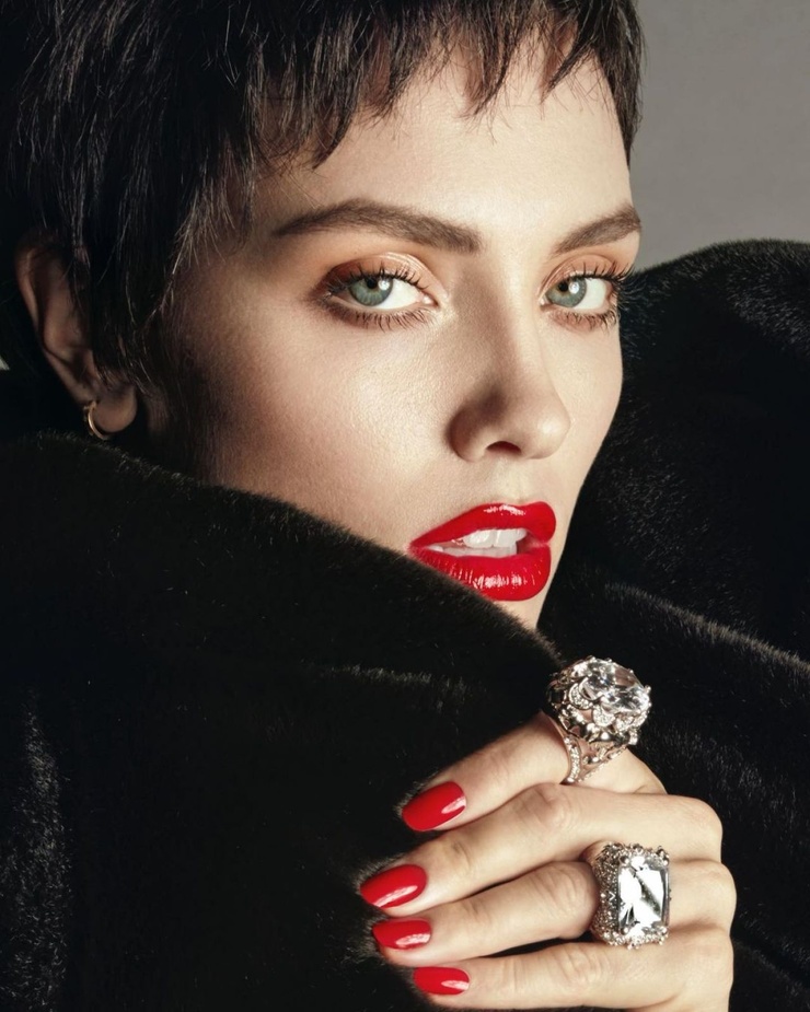 Wallis Day Wallis Day