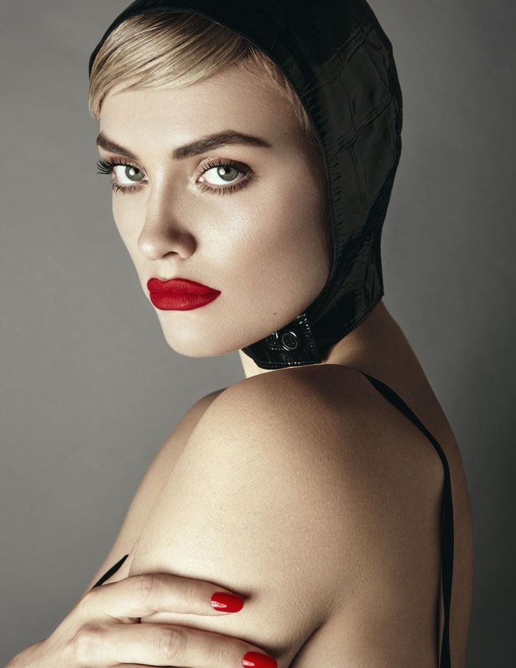Wallis Day Wallis Day