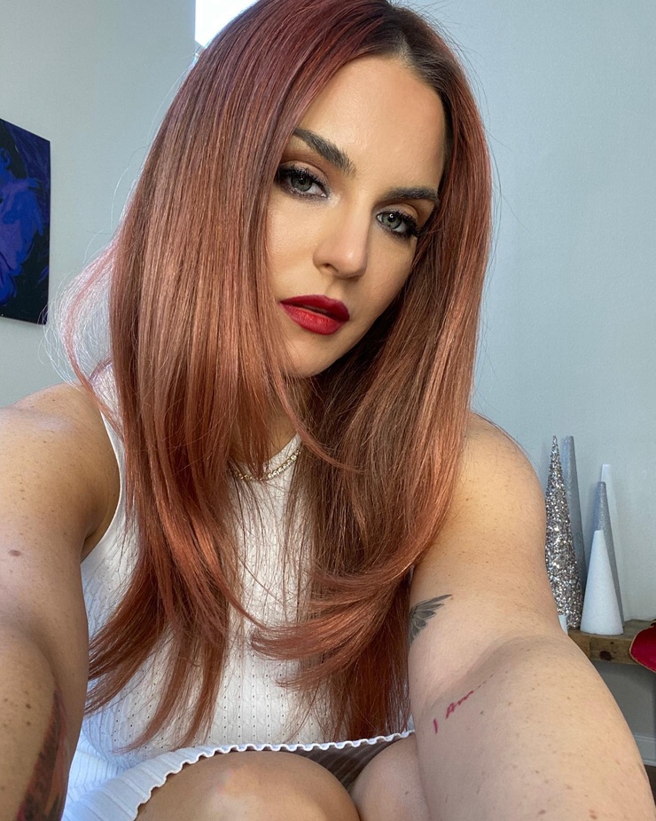 Joanna 'JoJo' Levesque Joanna 'JoJo' Levesque